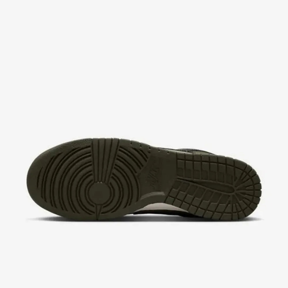 Tênis Nike Dunk Low Cargo Khaki Light Army Phantom Black