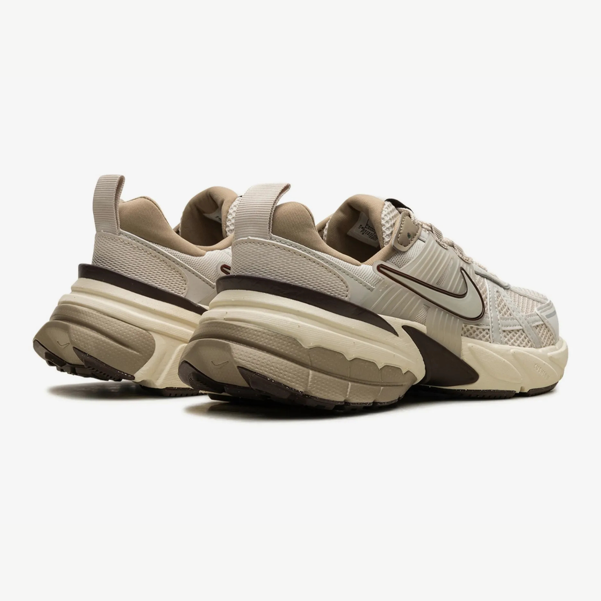 Nike Tênis V2K Run "Light Orewood Brown"