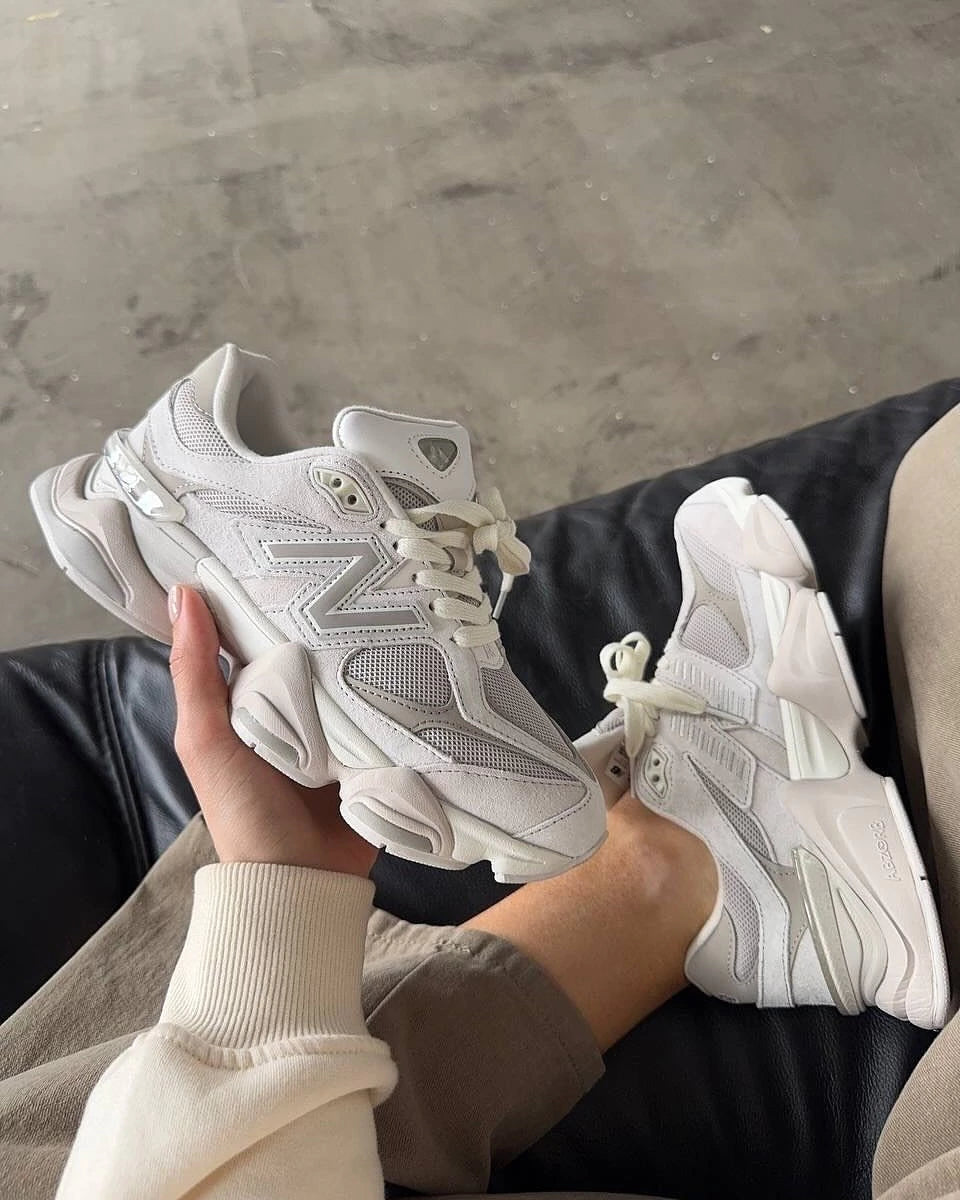 New Balance 9060 Moonbean