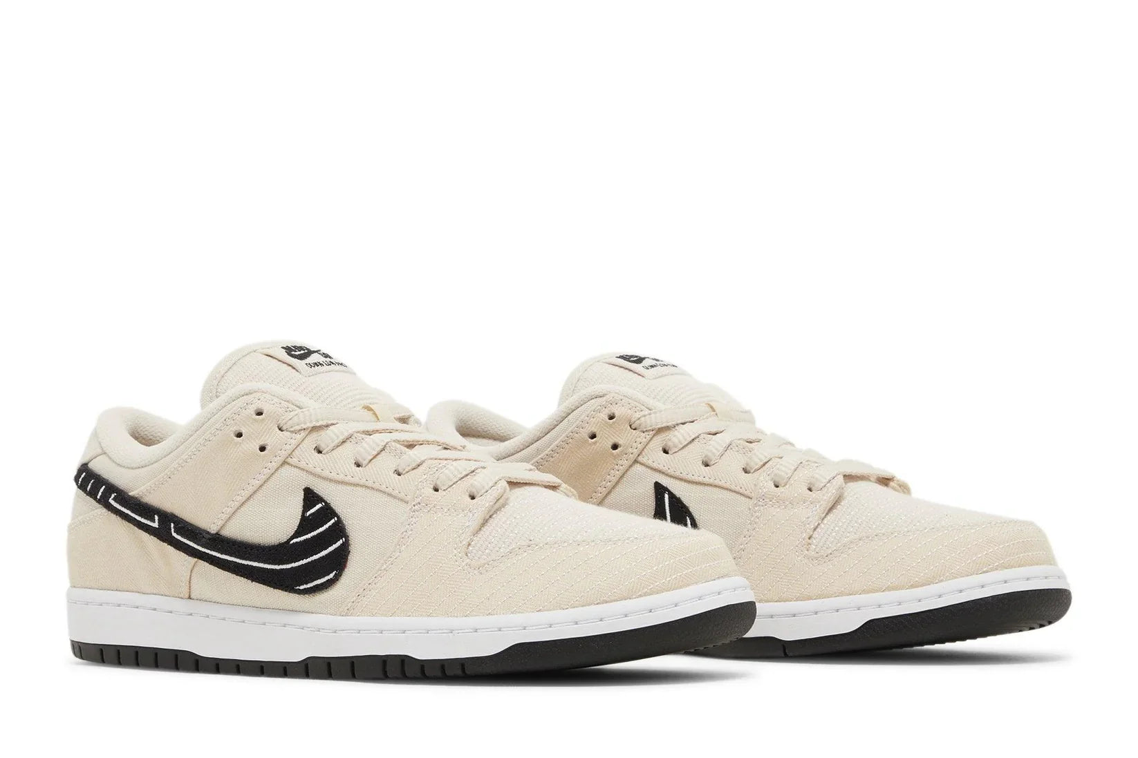 Tênis Nike SB Dunk Low Albino & Preto 'Jiu-Jitsu'