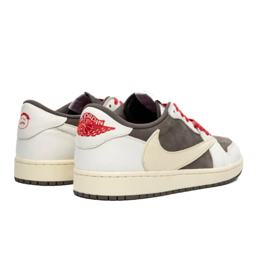 Tênis Travis Scott x Air Jordan "Reverse Mocha”