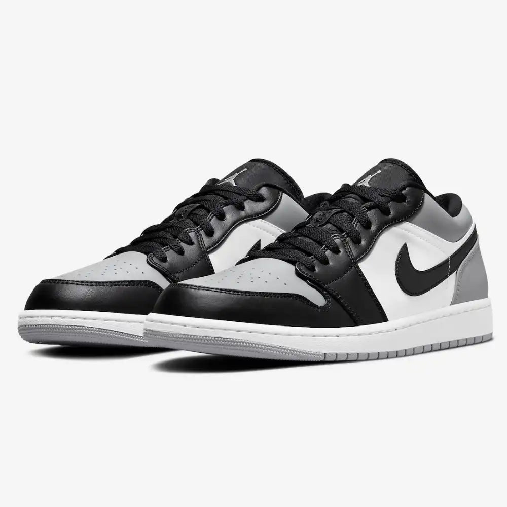Tênis Nike Air Jordan 1 Low Smoke Grey Toe
