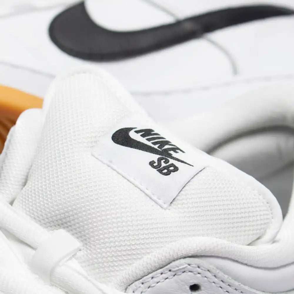 Nike Dunk SB Low Pro Iso Noir Blanc White