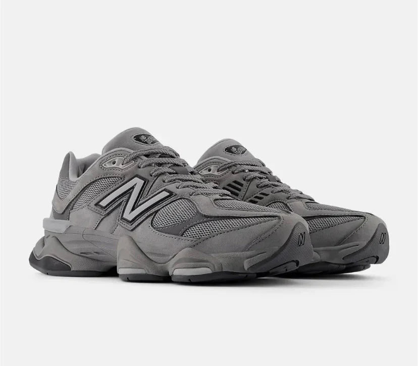 Tênis New Balance 9060 Team Away Grey