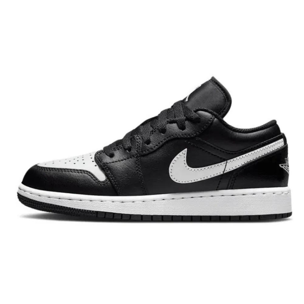 Tênis Air Jordan 1 Low GS Black Summit White