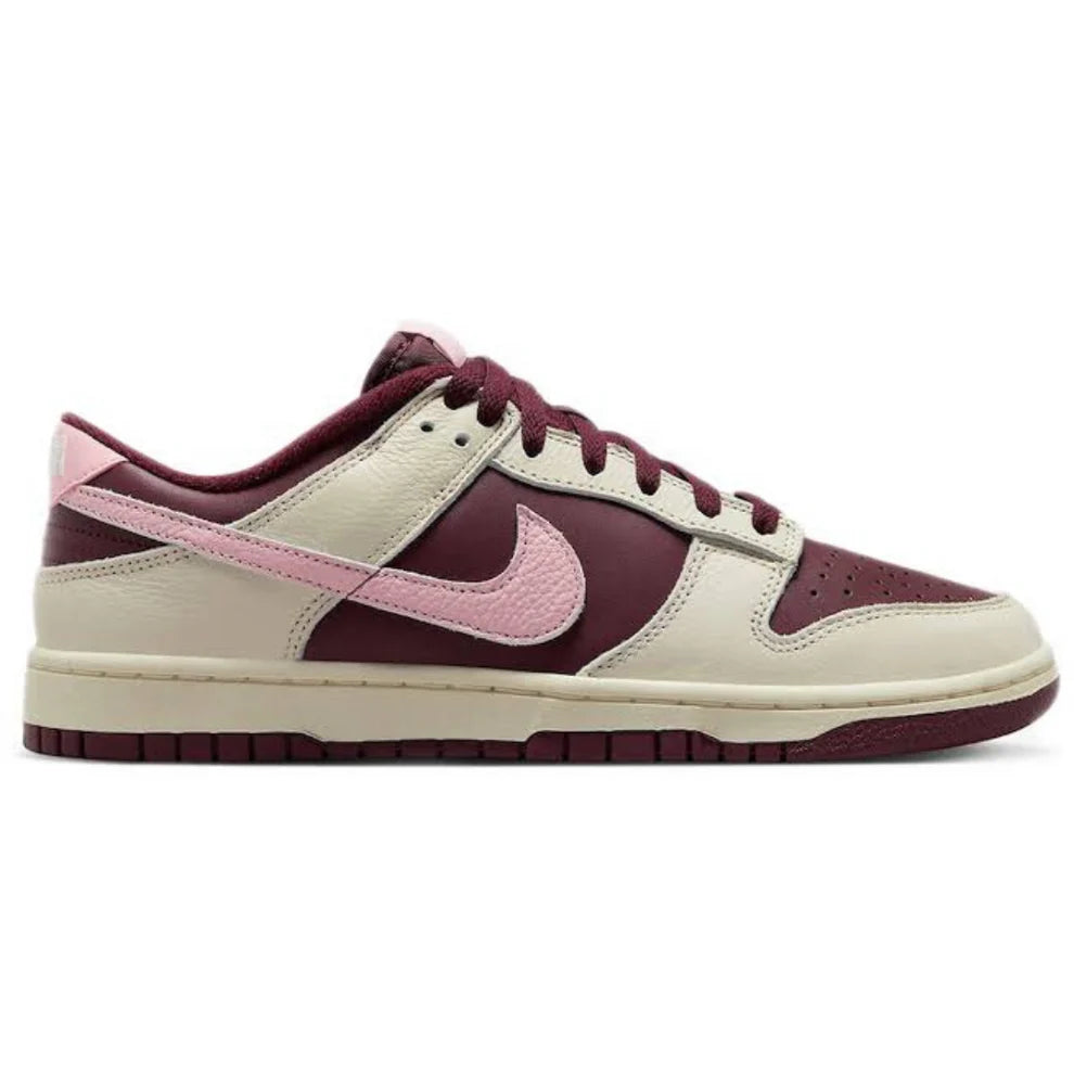 Tênis Dunk Low “Valentine's Day”