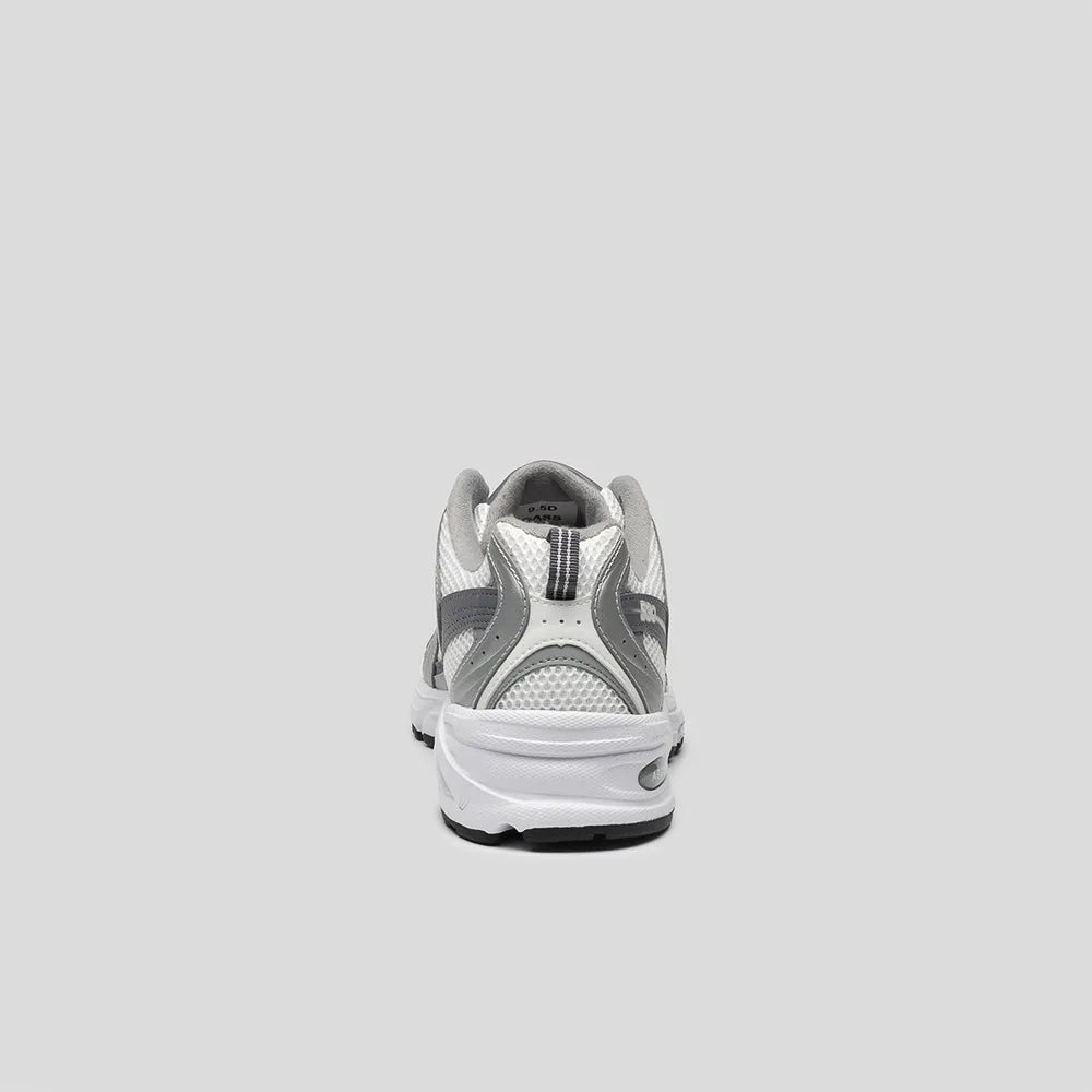 Tênis New Balance 530