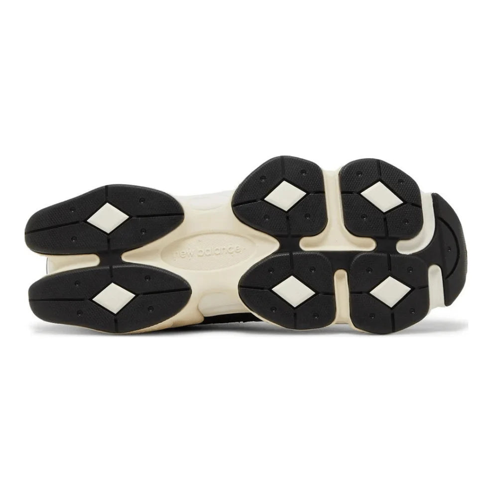 Tênis New Balance 9060 Black White