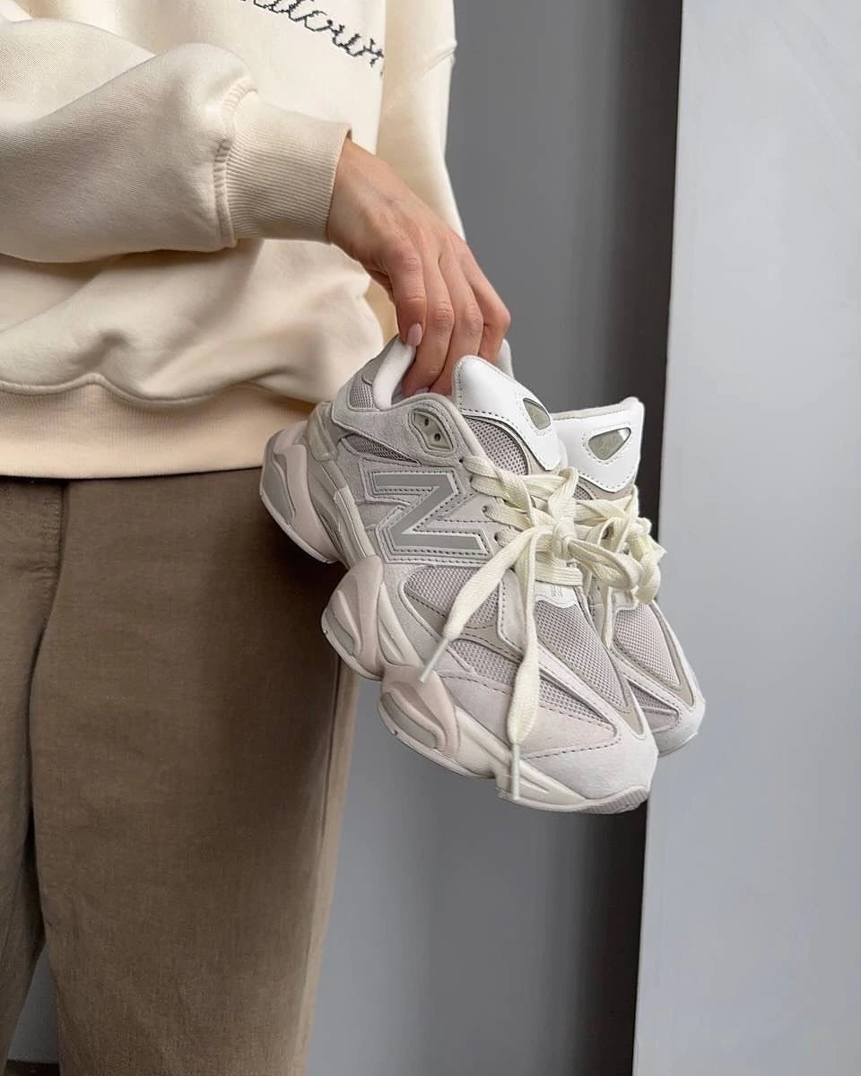 New Balance 9060 Moonbean